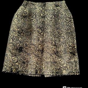 Women’s skirt